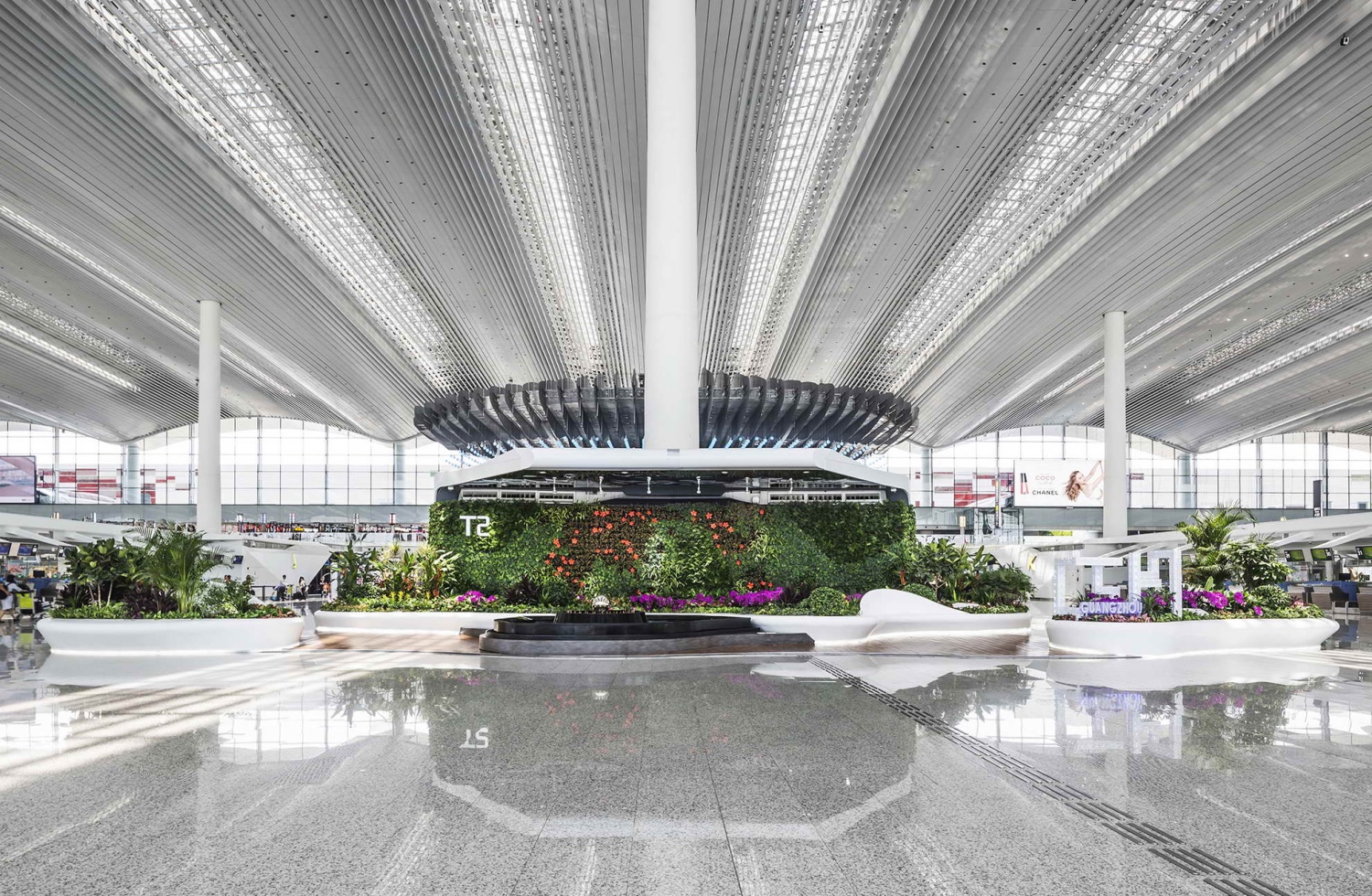 图片 首都机场今日迎来“元旦”节前客流高峰 预计进出港旅客近8万人次_民航资源网