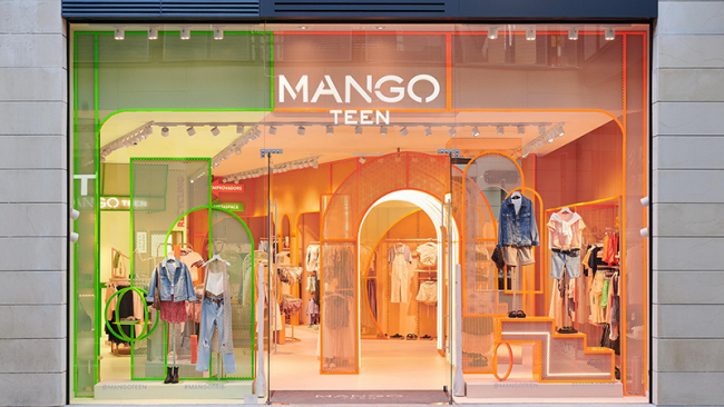 巴塞罗那Mango Teen青少年服饰商店