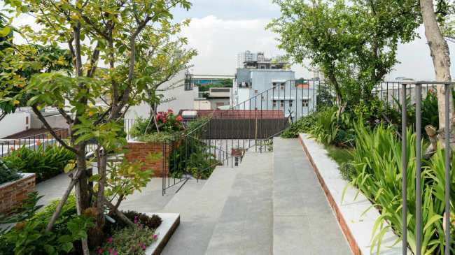 越南 屋顶公园住宅：Park Roof House 